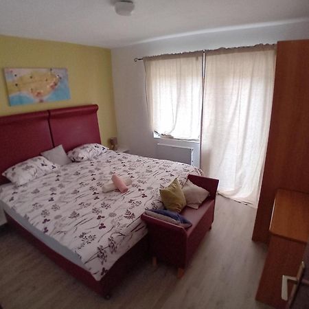 Holiday Home Ivano Korenica Exterior foto
